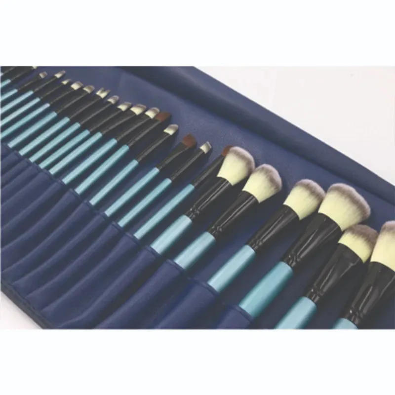 32 blue makeup brushes